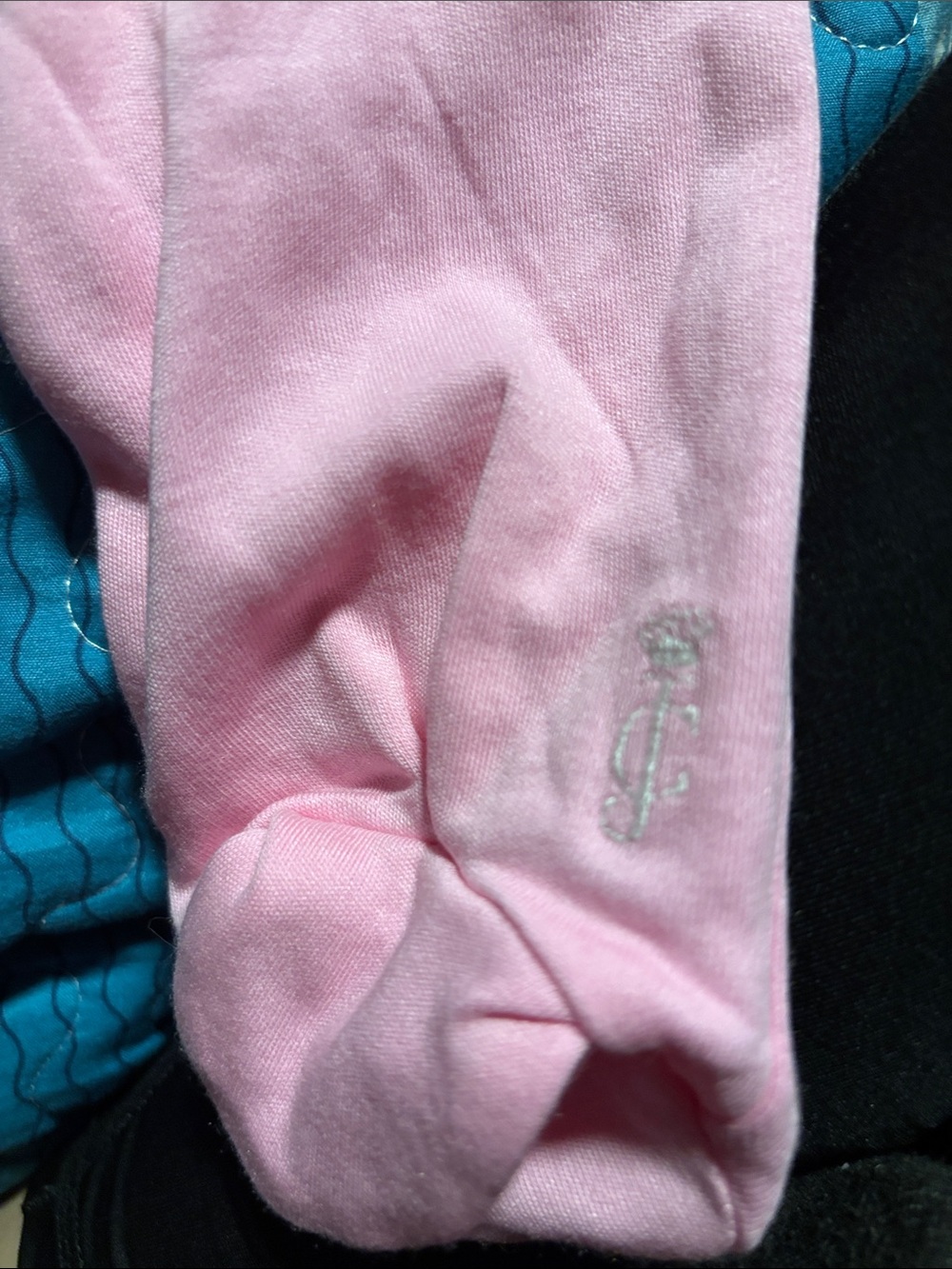 Juicy Couture Pink Graphic Kids Pajama Top - Picture 2 of 7